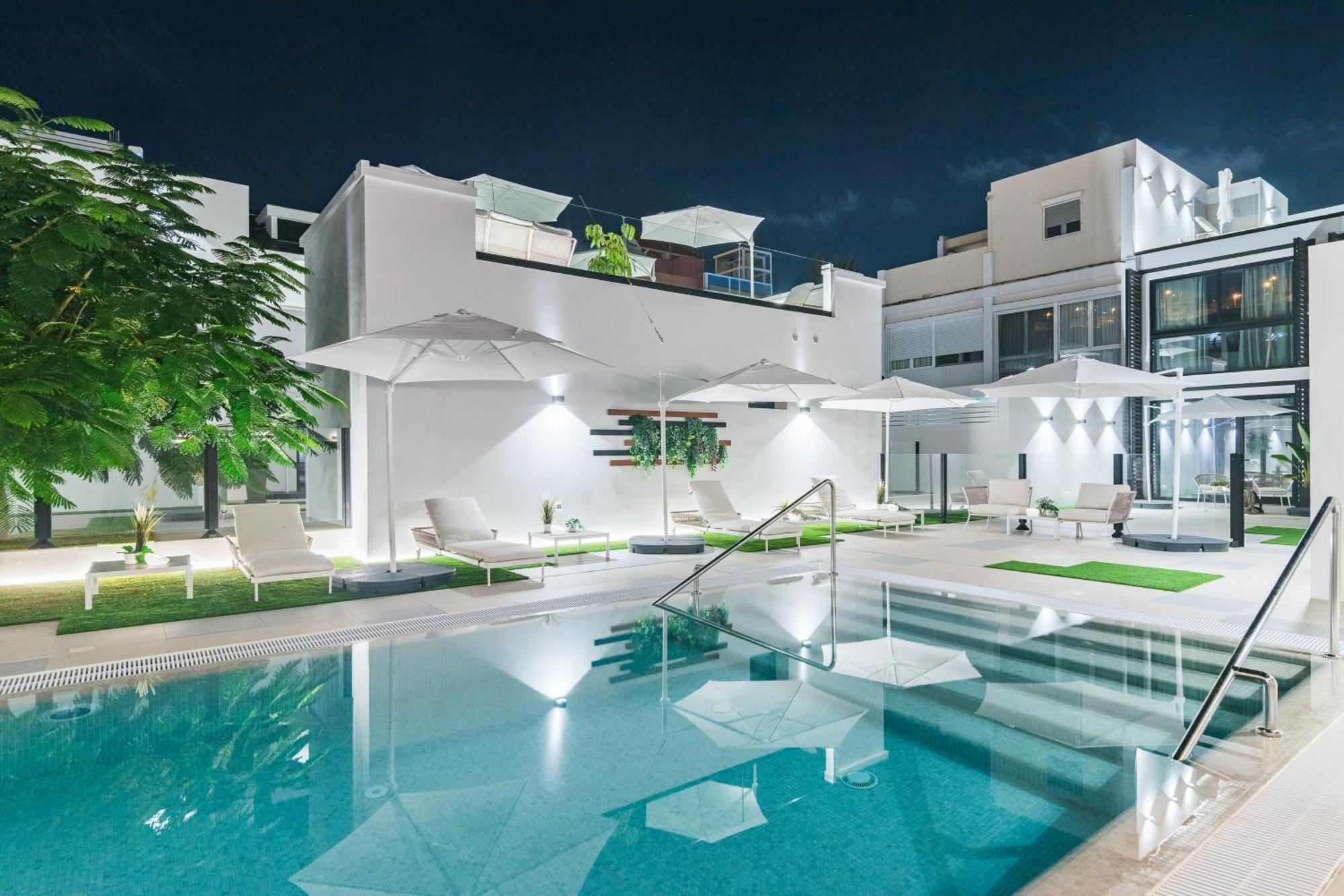 לאס פאלמס דה גראן קנאריה La Vega De Ciudad Jardin Suites מראה חיצוני תמונה