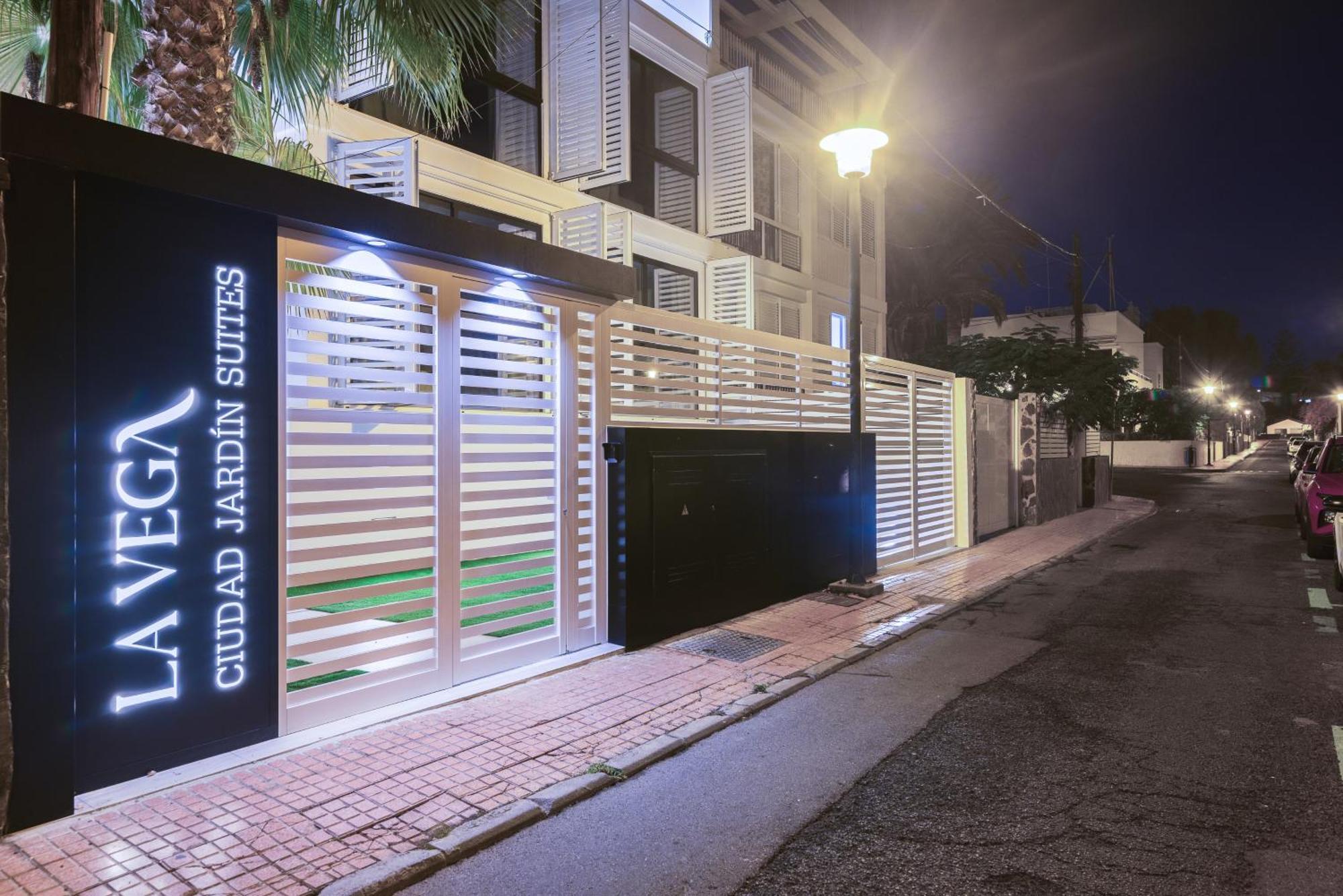 לאס פאלמס דה גראן קנאריה La Vega De Ciudad Jardin Suites מראה חיצוני תמונה