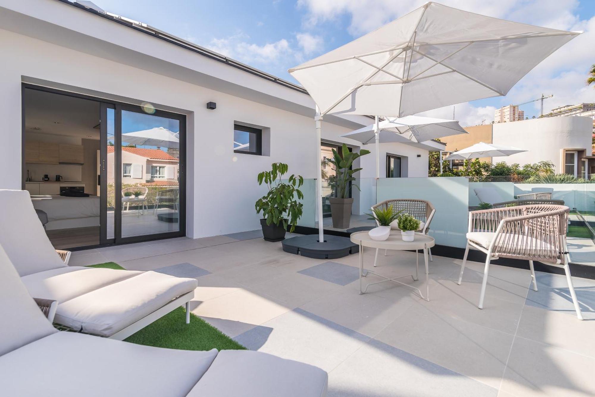 לאס פאלמס דה גראן קנאריה La Vega De Ciudad Jardin Suites מראה חיצוני תמונה