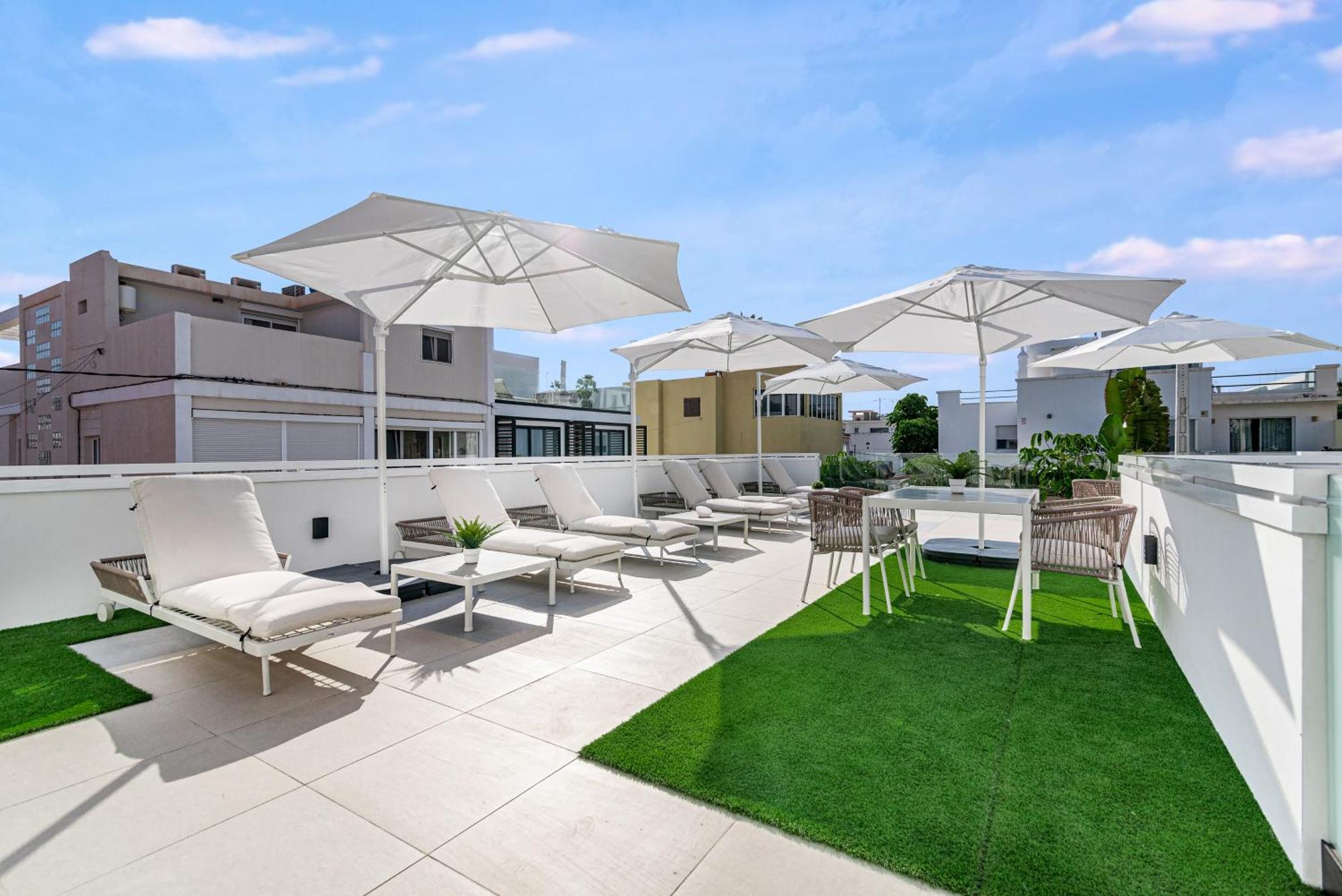 לאס פאלמס דה גראן קנאריה La Vega De Ciudad Jardin Suites מראה חיצוני תמונה